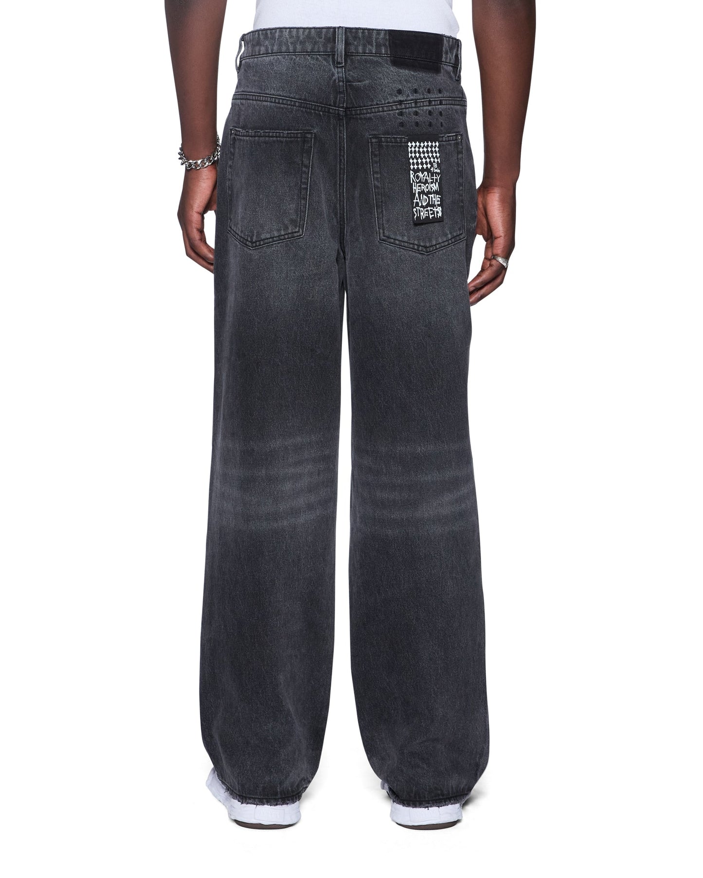 MAXX VILLIAN GREY