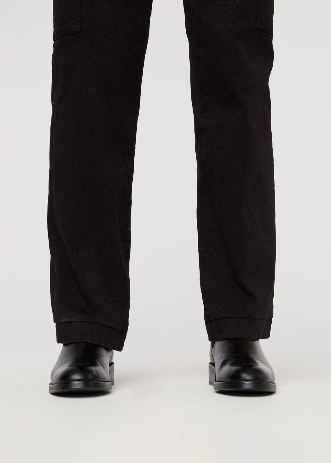 LuxTwill High Rise Cargo Pant - Black