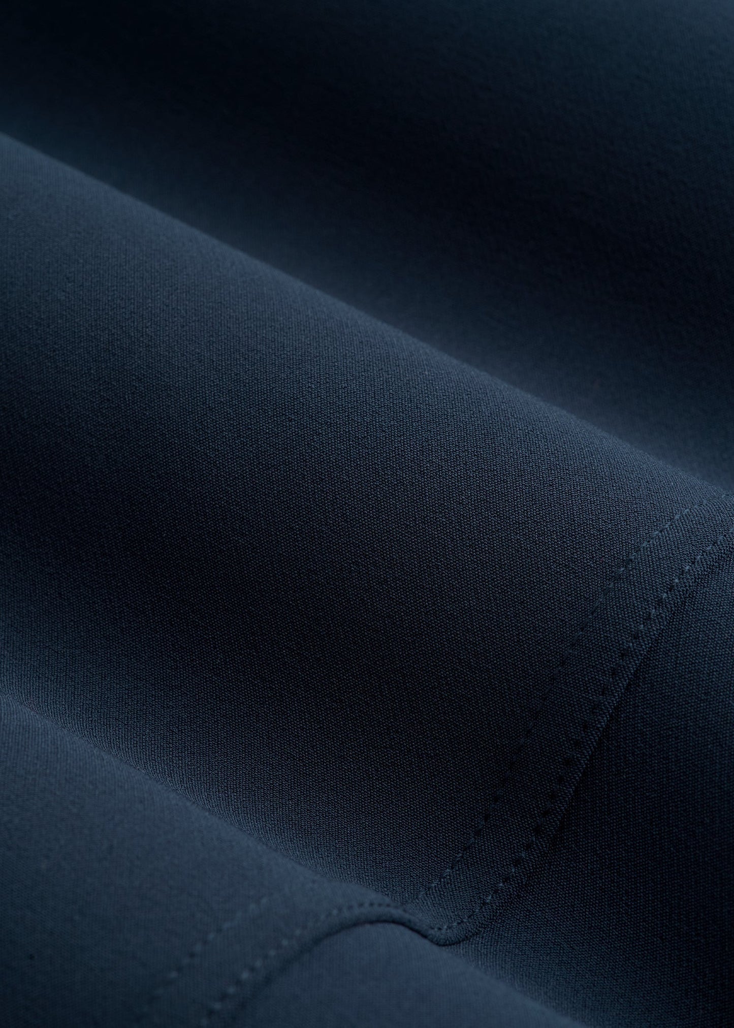 Traveler Tapered Fit Pant for Tall Women in Navy