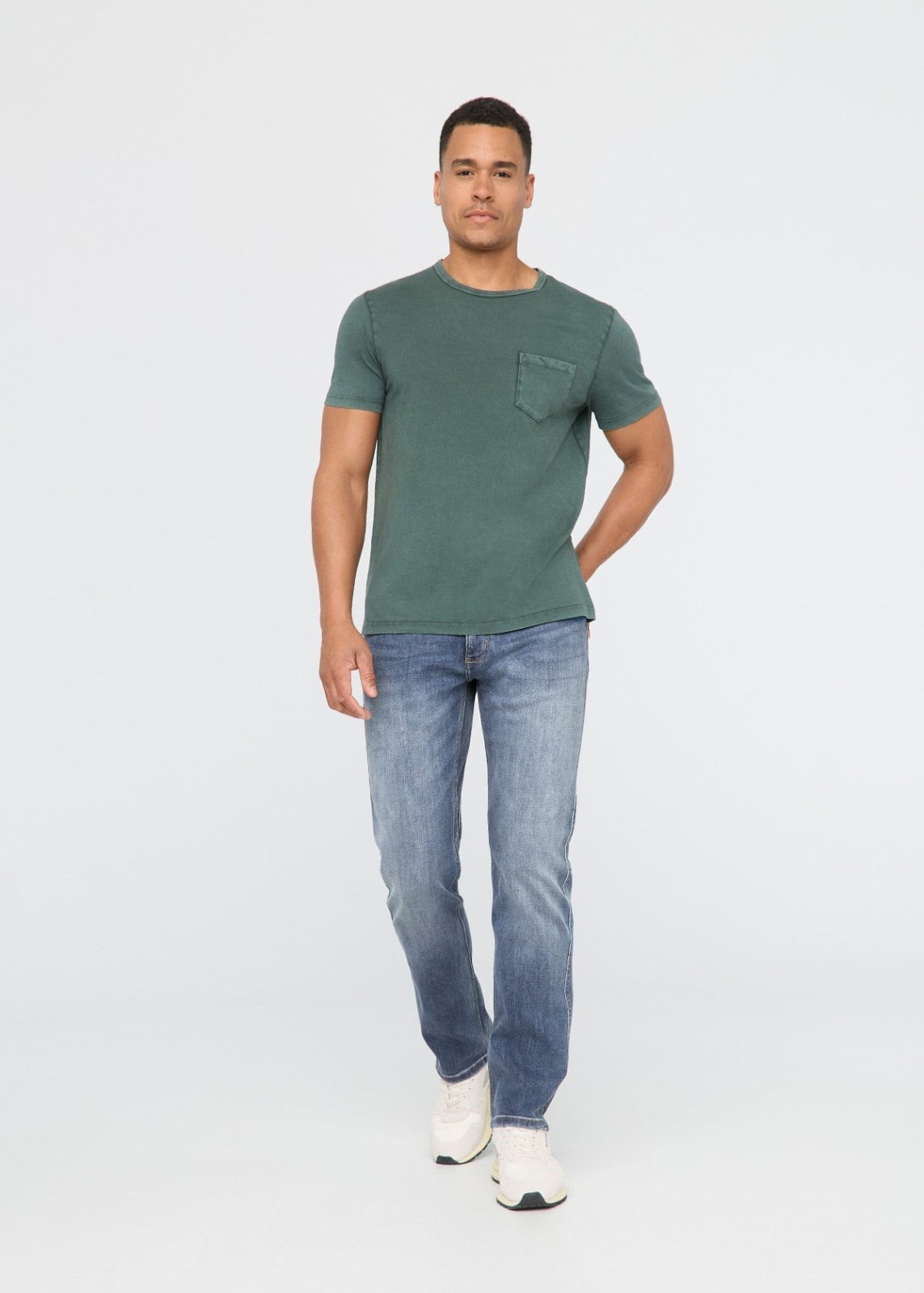 Performance Denim+ Straight - Vintage Indigo