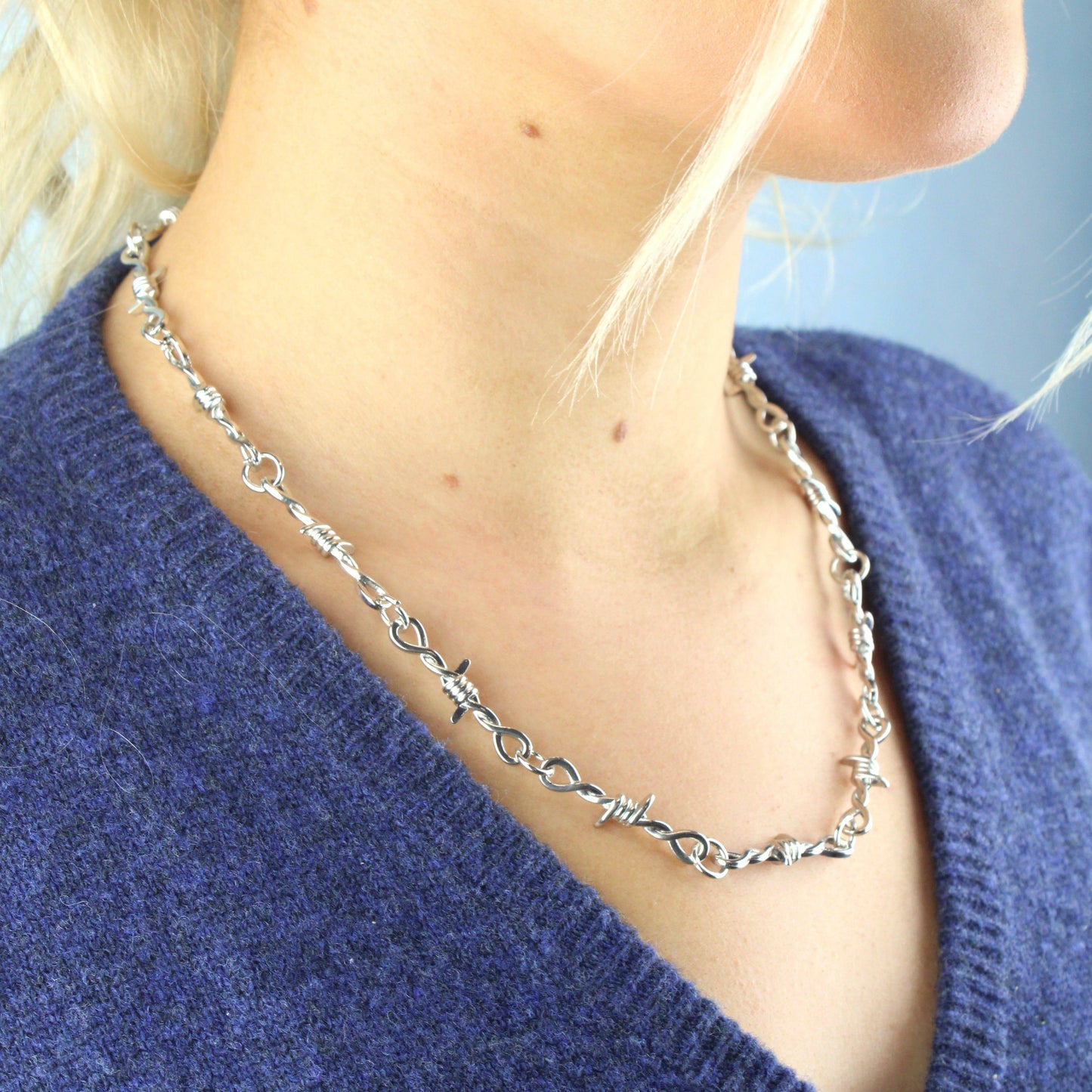 20 Inch Thin Barbed Wire Necklace