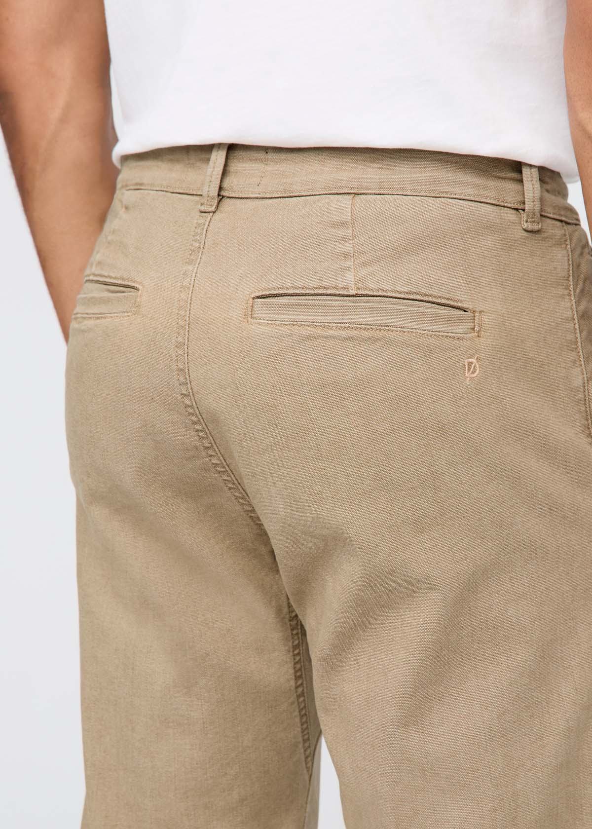 Stretch Canvas Relaxed Straight Chino - Tan