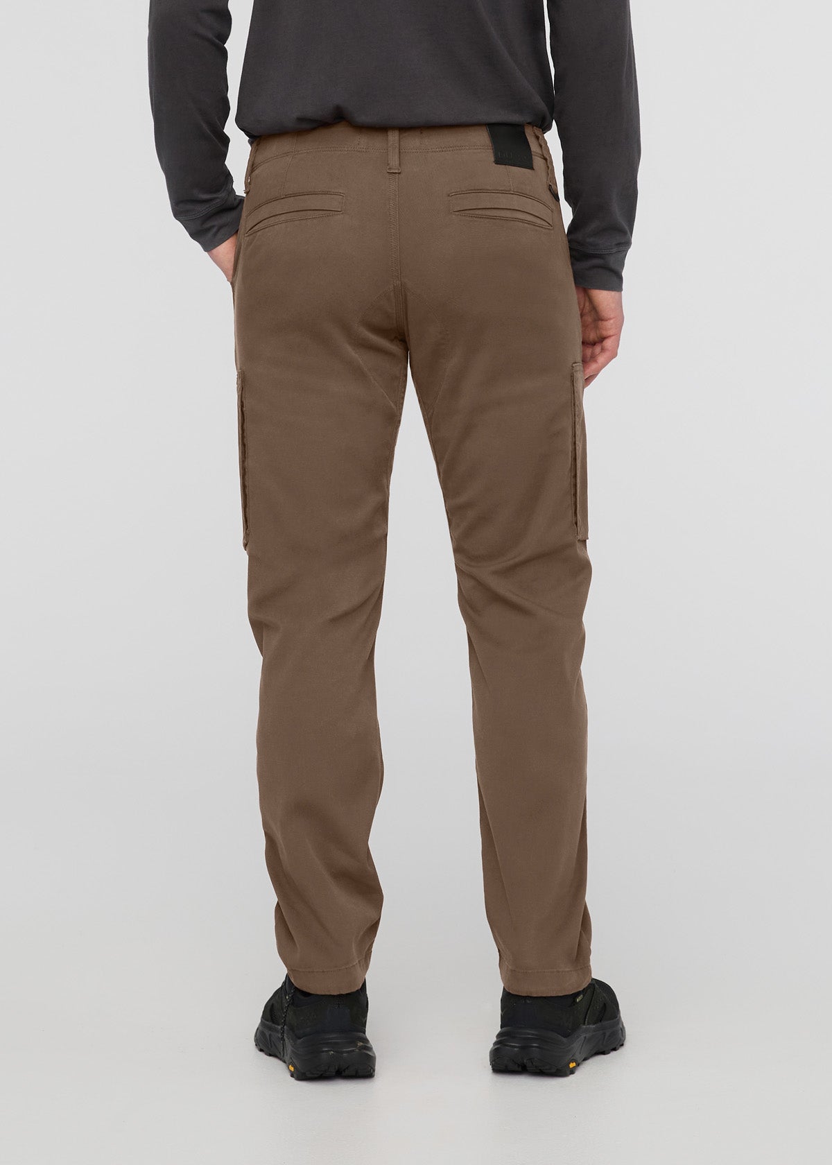 Live Free Adventure Pant Relaxed - Warm Sand