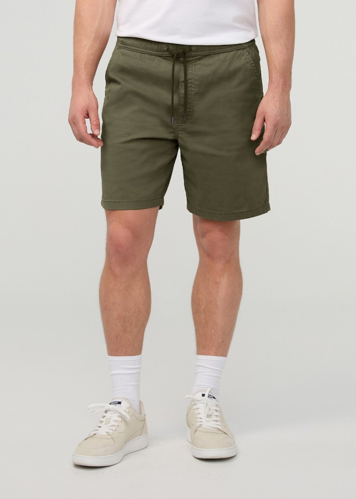 Live Lite Traveller Short - Loden Green