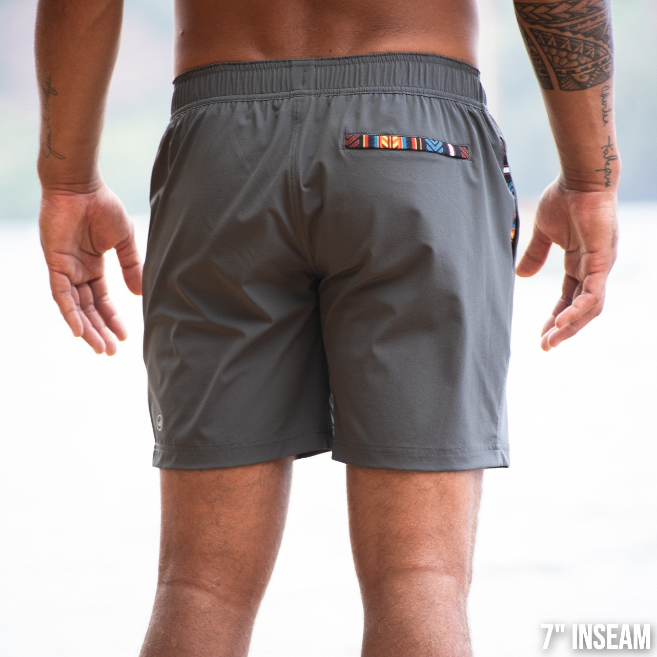 Nomad 3.0 Short (Hybrid) - Charcoal