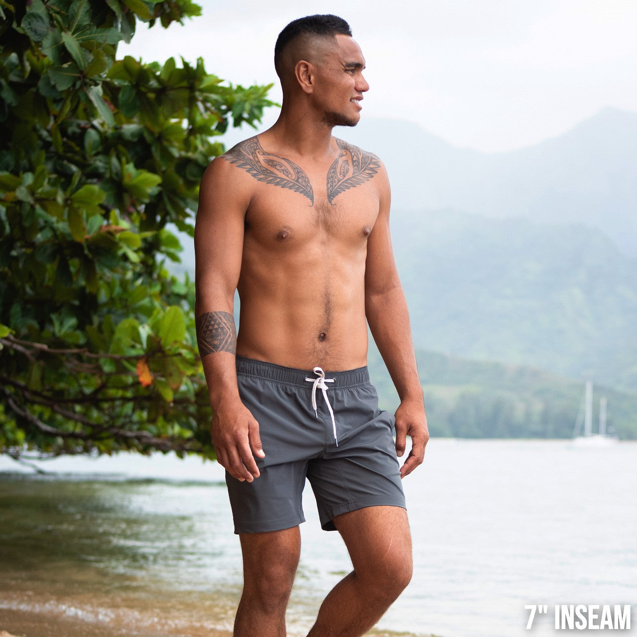 Nomad 3.0 Short (Hybrid) - Charcoal