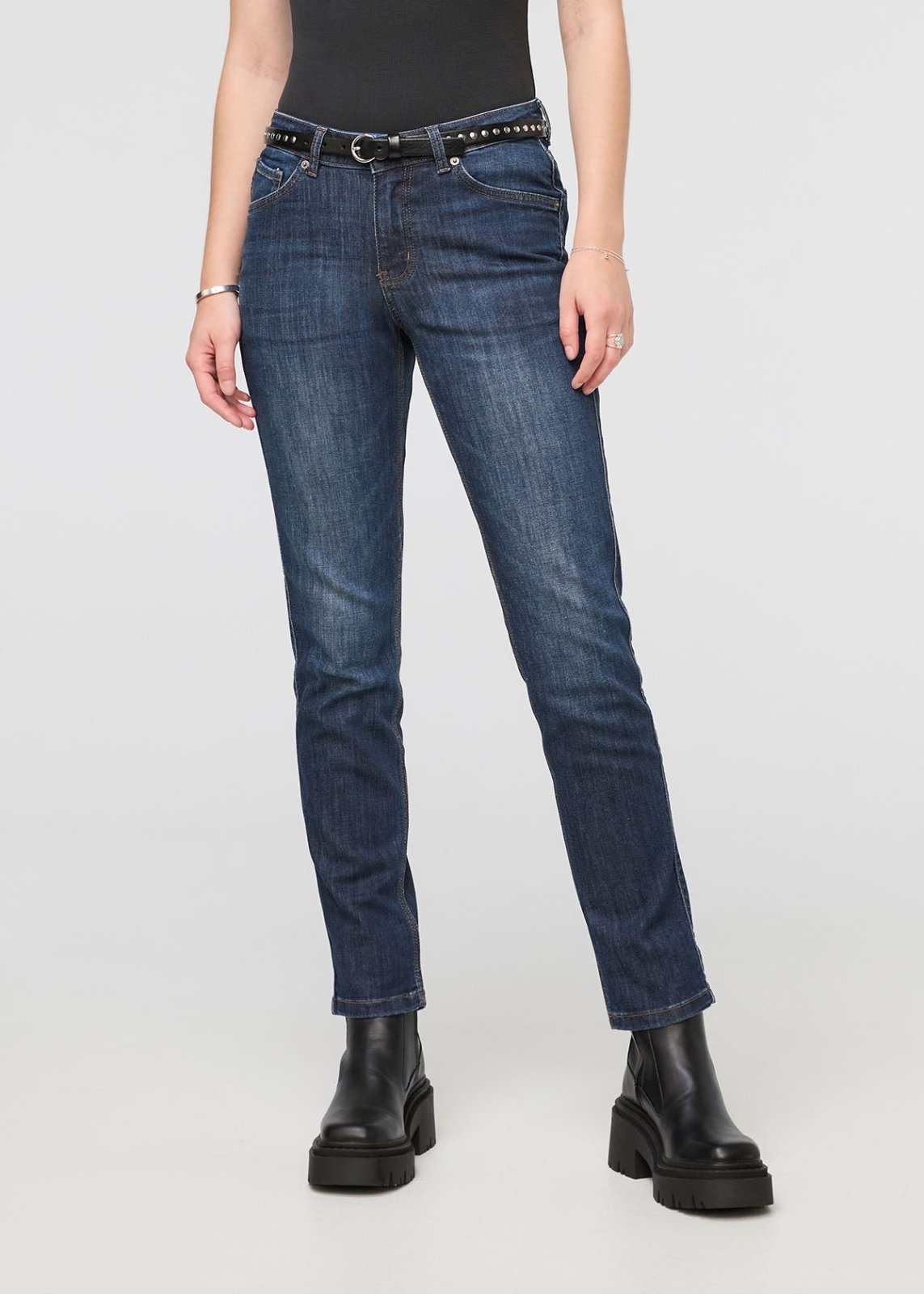 Performance Denim Girlfriend - Heritage Blue